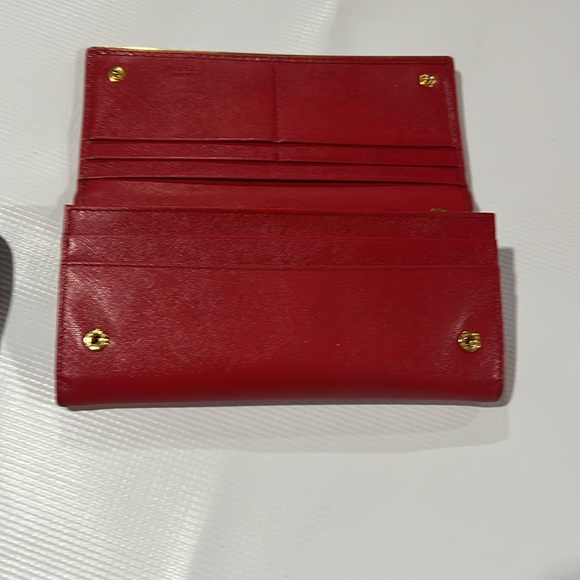 Prada wallet - Picture 4 of 7